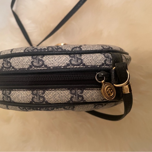 Gucci | vintage Ophidia GG Round Bag | Navy - Picture 16 of 16